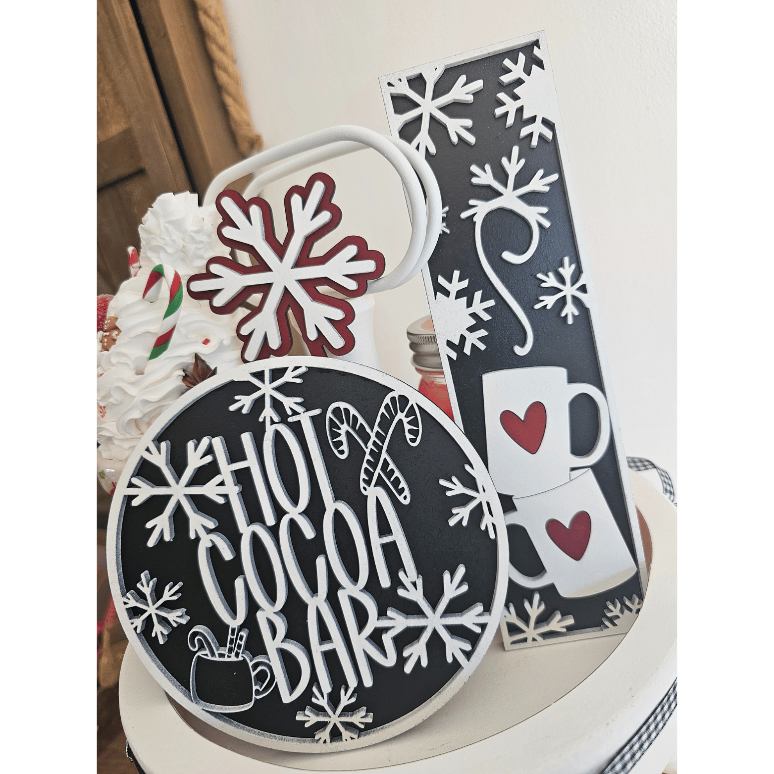 décoration-plateau-a-plusieurs-niveaux-tiered-tray-hot-cocoa-north-pole-farmhouse-noel-hiver (4)