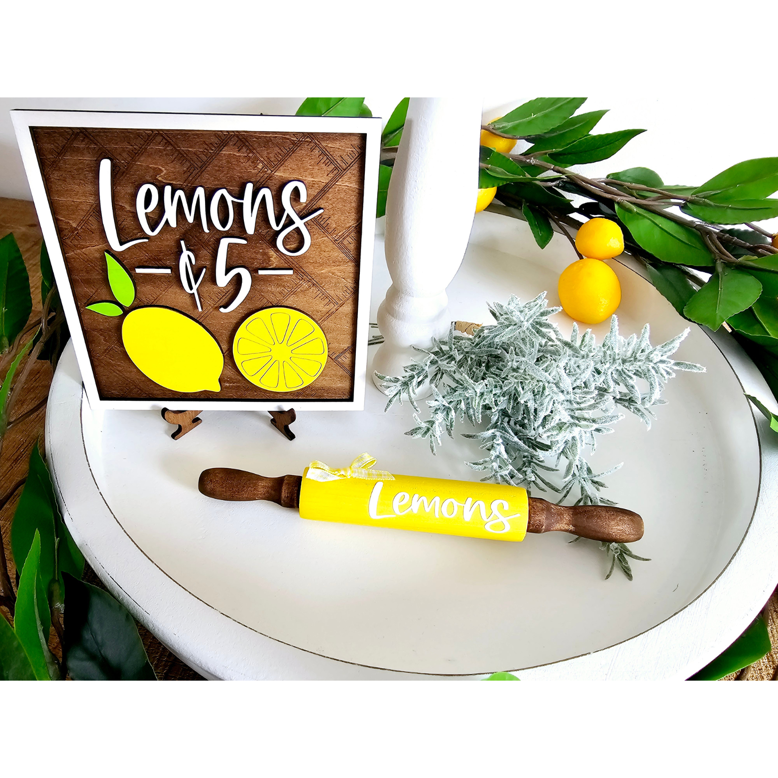 mini-rouleau-a-patisserie-decoration-farmhouse-tiered-tray-lemons-ete-estival-citron-décor-plateau-a-etages-plateau-a-plusieurs-niveaux (3)