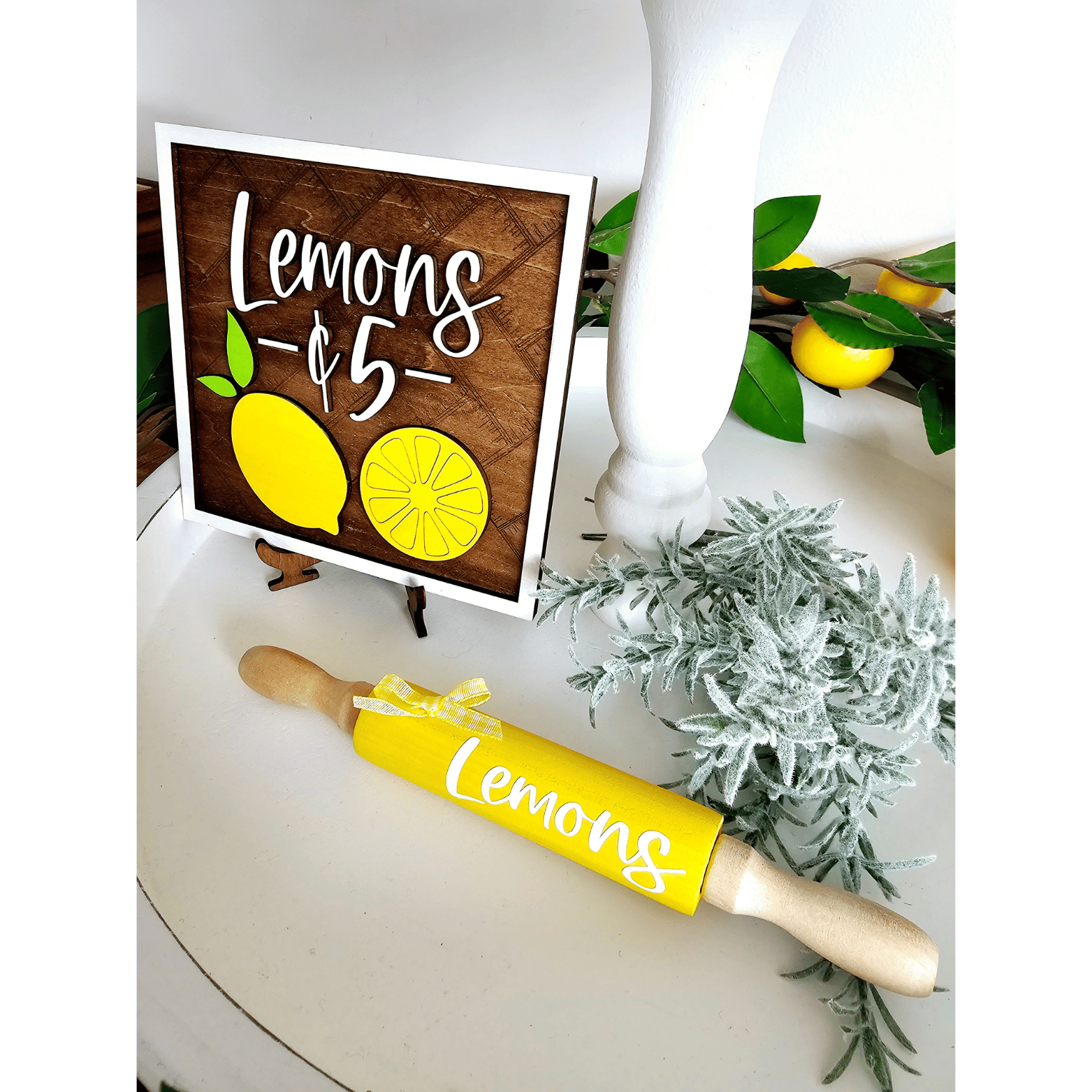 mini-rouleau-a-patisserie-decoration-farmhouse-tiered-tray-lemons-ete-estival-citron-décor-plateau-a-etages-plateau-a-plusieurs-niveaux (3)