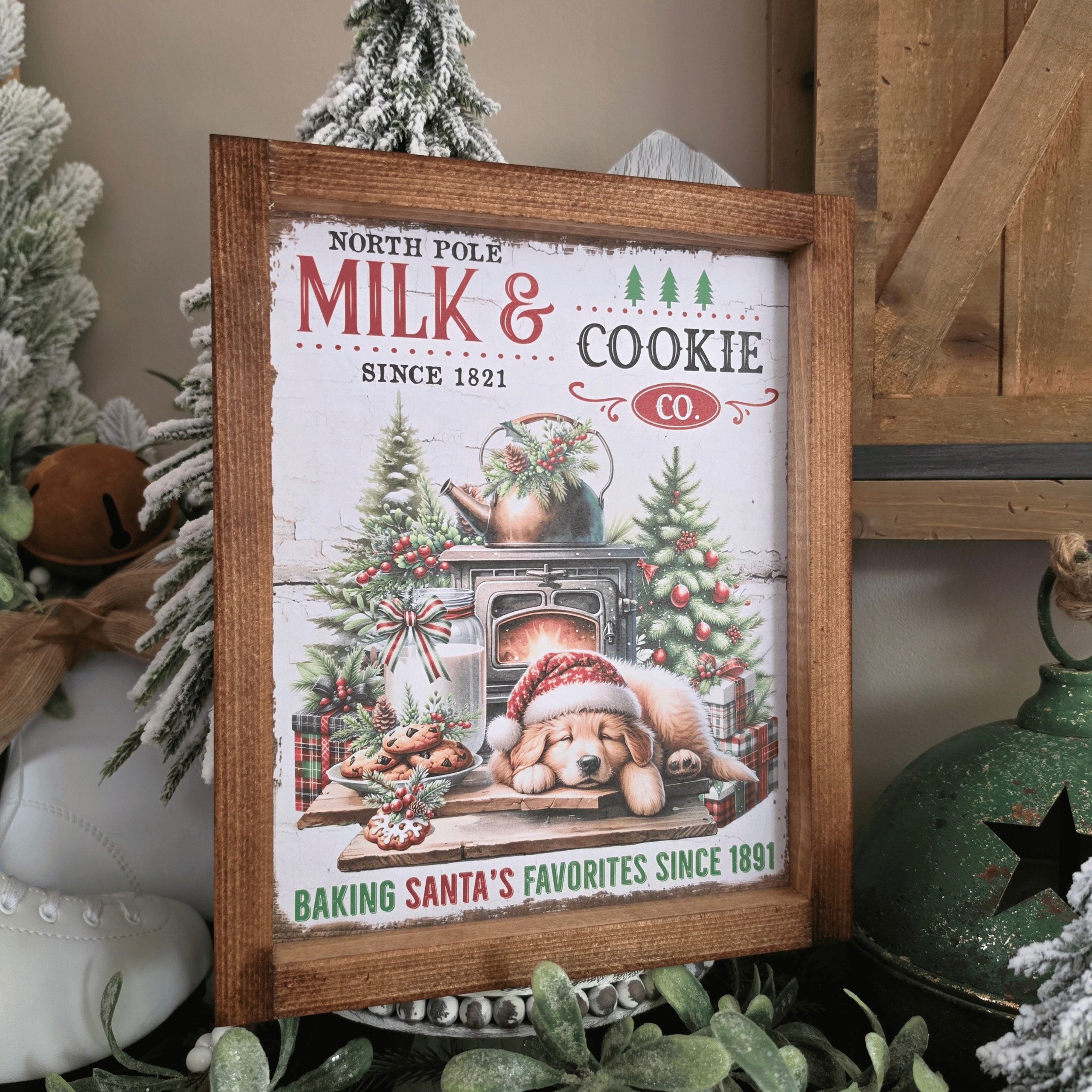 Cadre farmhouse Noël Milk and Cookie Co avec chien, biscuits et sapins