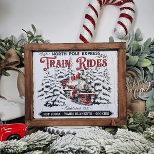 Cadre décoratif farmhouse North Pole Express Train Rides en bois, style vintage Noël avec train rouge dans forêt enneigée