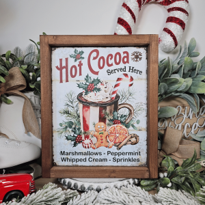 Cadre décoratif farmhouse Hot Cocoa Served Here en bois, style vintage Noël avec tasse de chocolat chaud et biscuits