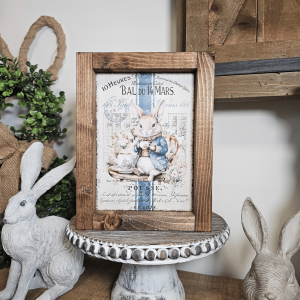 Cadre sign farmhouse lapin vintage avec tasse en bois style romantique printanier