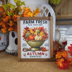 cadre sign farmhouse farm fresh autumn harvest en bois avec courges citrouilles et feuilles d’automne pour décoration automne vintage
