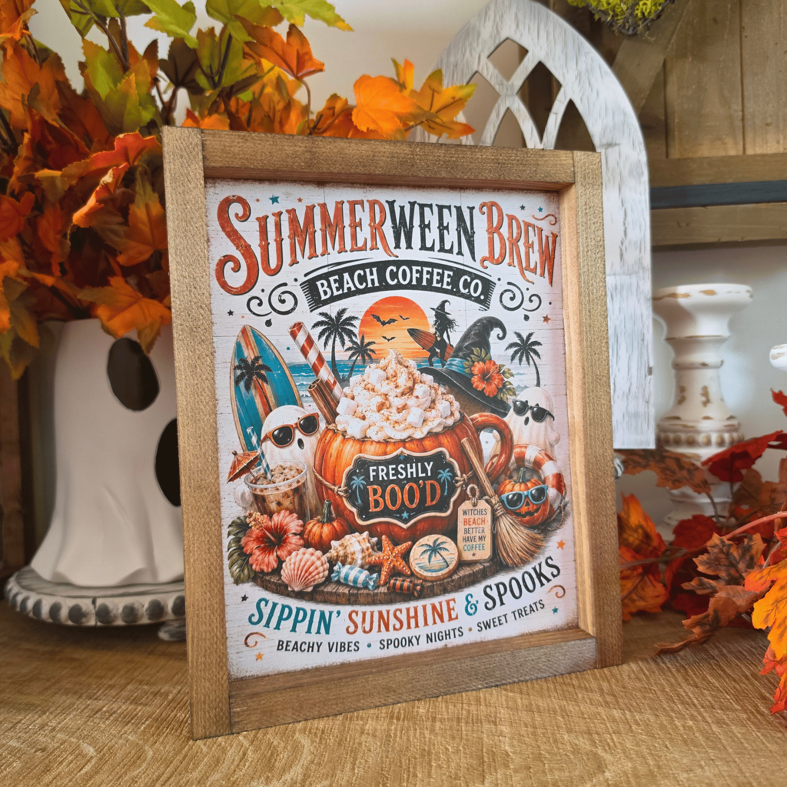 Cadre sign farmhouse Summerween Brew avec fantômes, citrouilles, café et palmiers