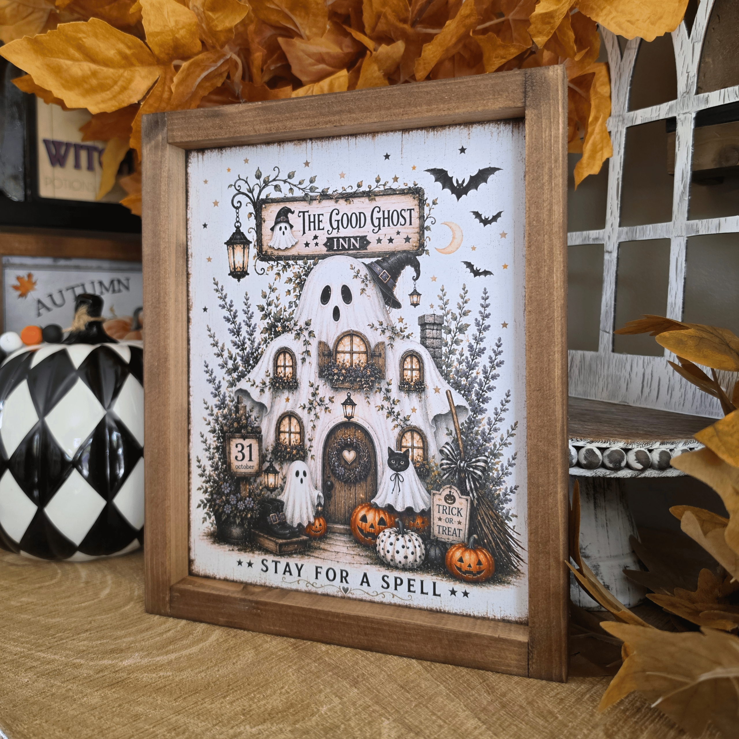 Cadre fantôme Halloween farmhouse The Good Ghost Inn