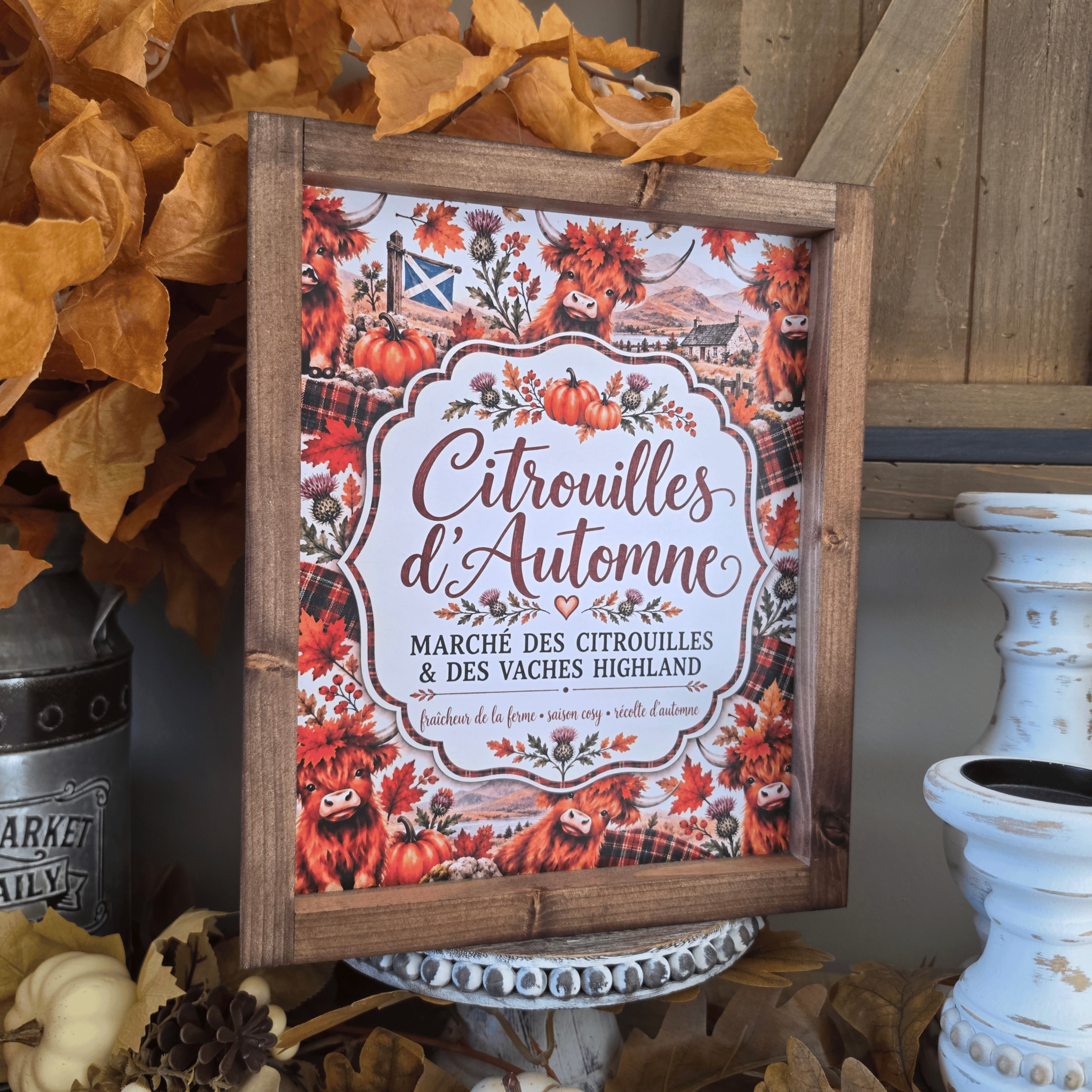 Cadre farmhouse vaches Highland et citrouilles d’automne