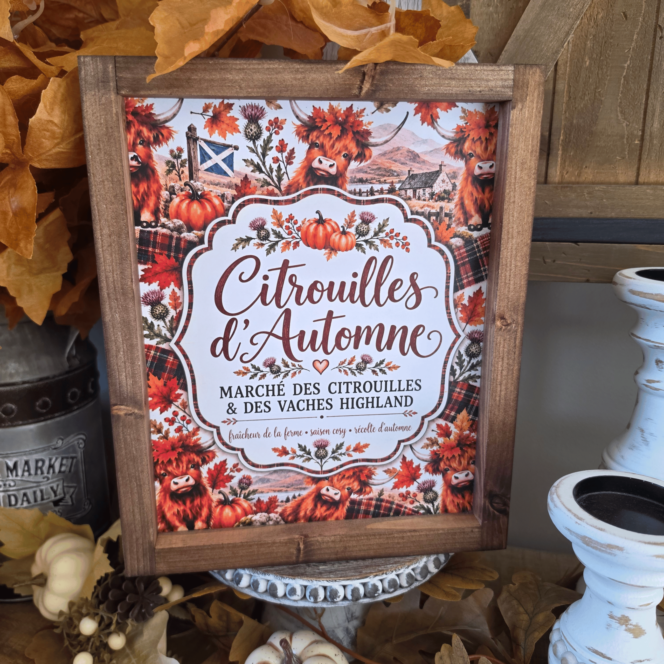 Cadre farmhouse vaches Highland et citrouilles d’automne