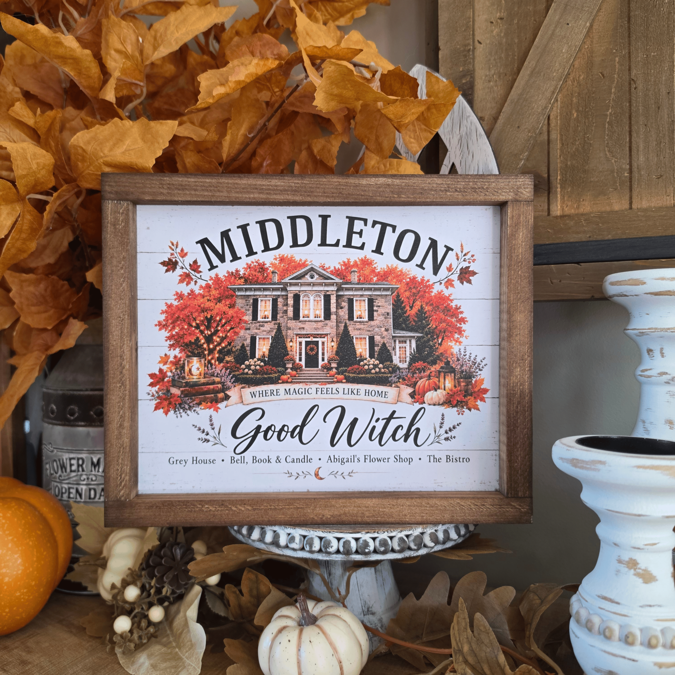 Cadre farmhouse automne Middleton Good Witch avec maison et citrouilles