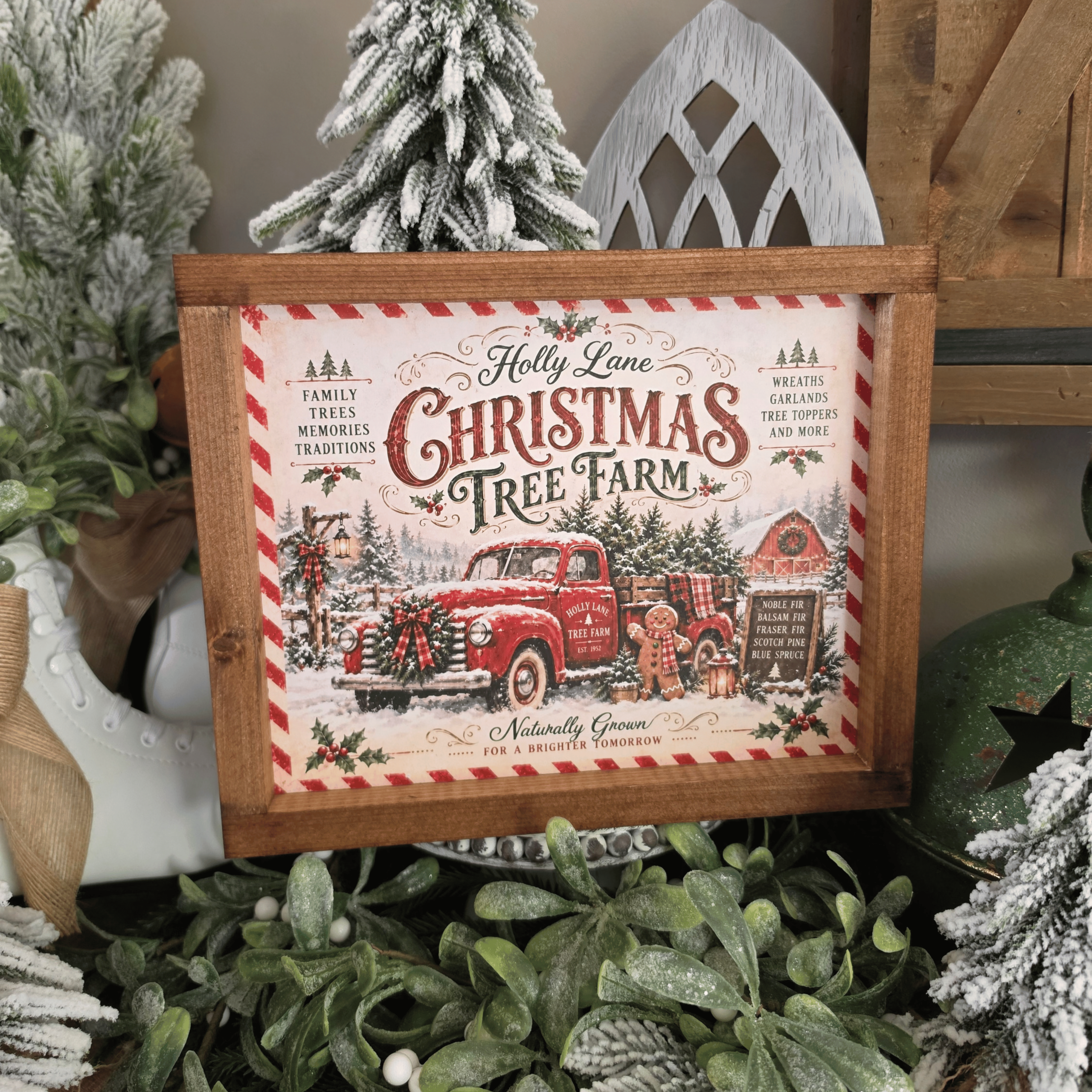 Cadre farmhouse Christmas Tree Farm avec pick-up rouge et sapins de Noël