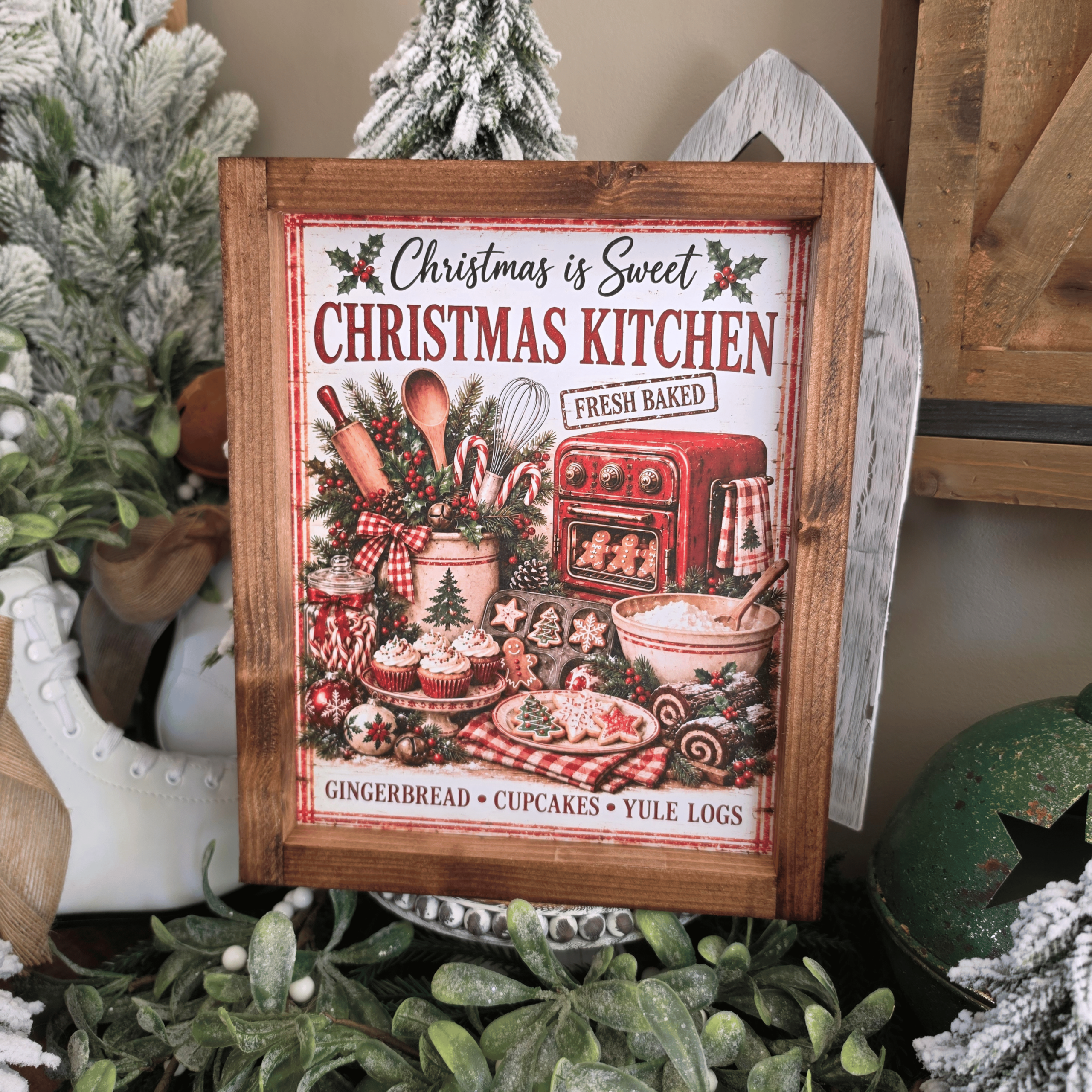 Cadre farmhouse Noël Christmas Kitchen avec biscuits cupcakes et pain d'épices